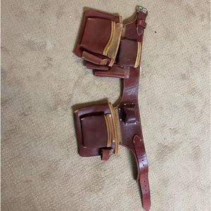 Occidental tool bag size medium (I wear a 36 in pants and there’s three notches)